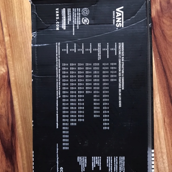 SOLD ‼️ DISNEY NIGHTMARE BEFORE CHRISTMAS VANS - Picture 7 of 15